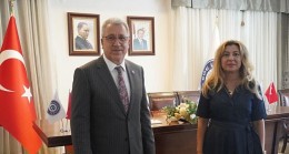 Prof. Dr. Ferah Sayım’dan İzmir kıyılarını temizleyecek proje