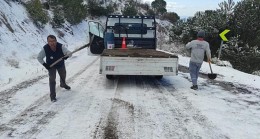 Kar Kaplı Kırsal Yollar Açılıyor