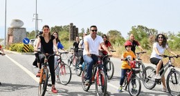 Çiğlili Bisikletseverler 19 Mayıs için Pedal Çevirdi