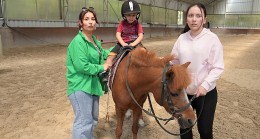 Keçiören Belediyesi Engelli Danışma Merkezi tarafından Engelliler Haftası dolayısıyla “Engelsiz Doğa ve Spor Etkinlikleri Şenliği” düzenlendi