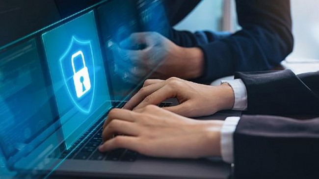 Sağlam parola politikalarıyla birleştirilmiş yama yönetimi, işletmelere yönelik siber saldırı riskini 60’a kadar azaltıyor