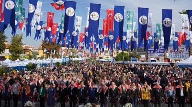 Şenlik Coşkusu Milas Sokaklarını Sardı