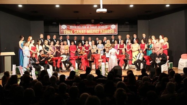 Didim'de DİKSAD Konseri Büyük Beğeni Topladı