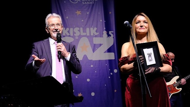 Caz Konserleri'nin açılışını Jülide Özçelik yaptı