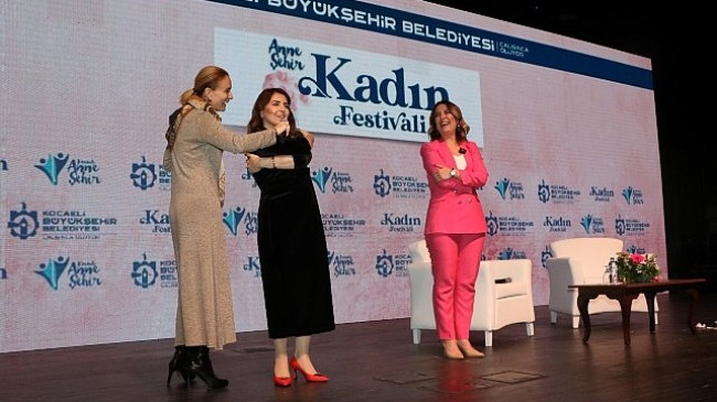 Büyükşehir'in Kadın Festivalinde Filistinli Kadınlar Unutulmadı