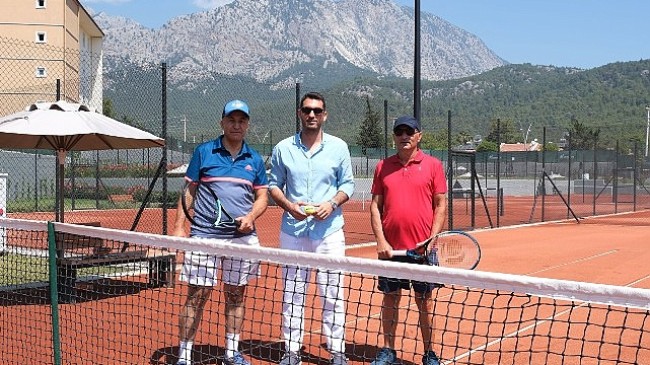 Corendon Tennis Club Kemer kapılarını vatandaşlara açtı