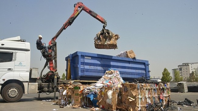 Yenişehir Belediyesi 352 ton ambalaj ve tekstil atığını geri dönüşüme kazandırdı