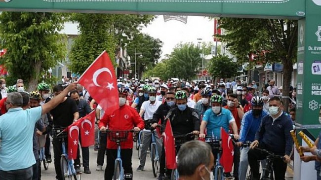 Türk Telekom ve Aksaray Belediyesi’nden akıllı bisikletler