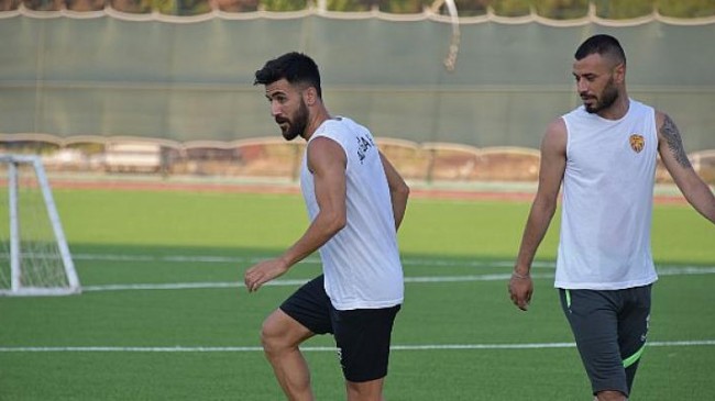 Aliağaspor FK Lige Şampiyonluk Parolasıyla Hazırlanıyor