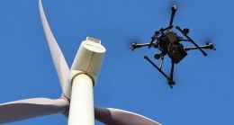 İHA Teknolojisi rüzgar türbini kanatlarındaki 1 günlük işi yarım saate indiriyor