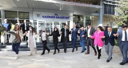 Gaziemir’de memurların toplu sözleşme sevinci!