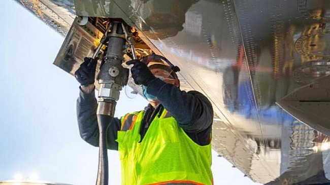 Boeing, Ticari Operasyonları İçin 2 Milyon Galon Sürdürülebilir Uçak Yakıtı Satın Alıyor