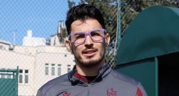 Trabzonsporlu Futbolcular Mor Gözlüklerle Epilepsi İçin Baktı