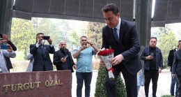 Ali Babacan, Turgut Özal’ı Mezarı Başında Andı