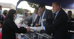 Başkan Atabay vatandaşlarla iftar sofrasında buluştu
