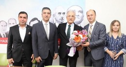 Murat Karayalçın: “Büyükşehir Belediyeleri, Yerel Hükümetler Gibi”