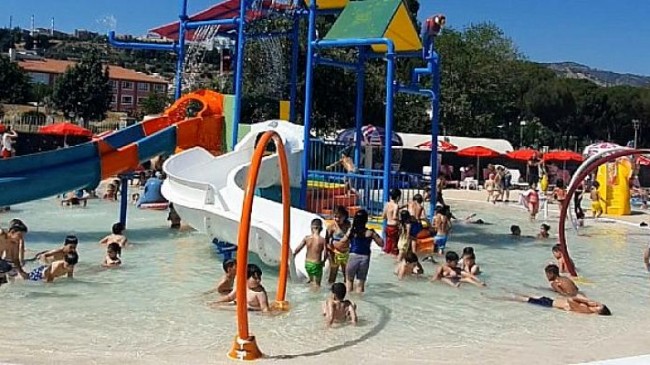 Aydınlılar Tekstil Park’ta Yer Alan Çocuk Aquaparkına Akın Etti