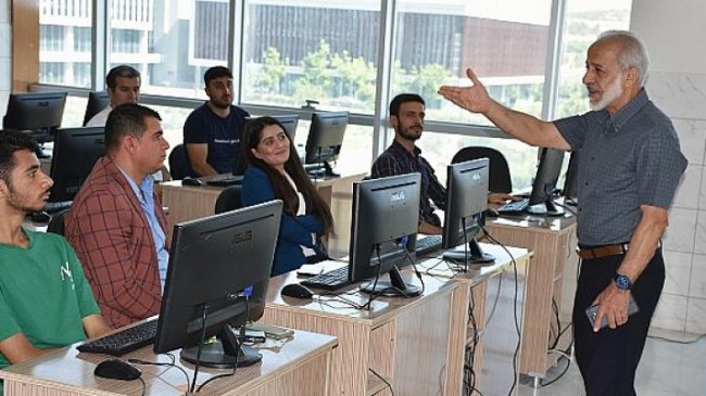 Harran Üniversitesi’nde “Blokzincir Programcılığı” Eğitimleri Başladı