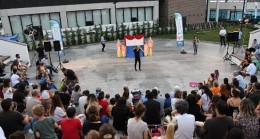 Kadıköy’de Mahallemde Çocuk Tiyatrosu Devam Ediyor