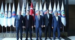 Bem-Bir-Sen İzmir İl Başkanı Veli Yüceer Şehir ve Medeniyet Kongresi’ne Katıldı