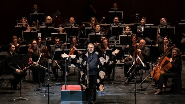 Ali Poyrazoğlu “Desiderata"da, İstanbul Devlet Opera ve Balesi Orkestrası'nı Yönetti…
