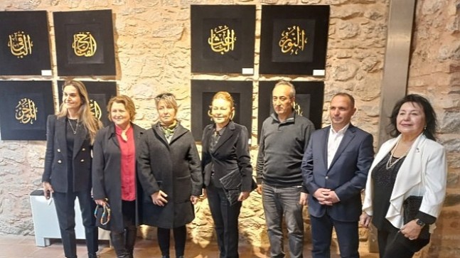 Esmaü'l Hüsna Sergisi Lale Vakfı'nda Açıldı