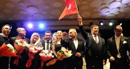 Karşıyaka'da 18 Mart'a Özel Program: “Bir Ulusun Doğuşu” Canlandırıldı