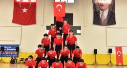 Kartepe'de düzenlenen 19 Mayıs Atatürk'ü Anma, Gençlik ve Spor Bayramı büyük bir coşkuyla kutlandı