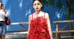 Ege Üniversitesi Moda ve Tasarım Yüksekokulunun ilk mezunlarından moda şovu