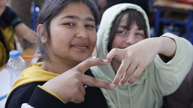 UNICEF ve Netflix deprem bölgesindeki gençler için güçlerini birleştiriyor