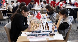 Karaman Belediyesi ve Türkiye Satranç Federasyonu iş birliğiyle düzenlenen 2024 Türkiye Küçükler ve Yıldızlar Takım Satranç Şampiyonası başladı