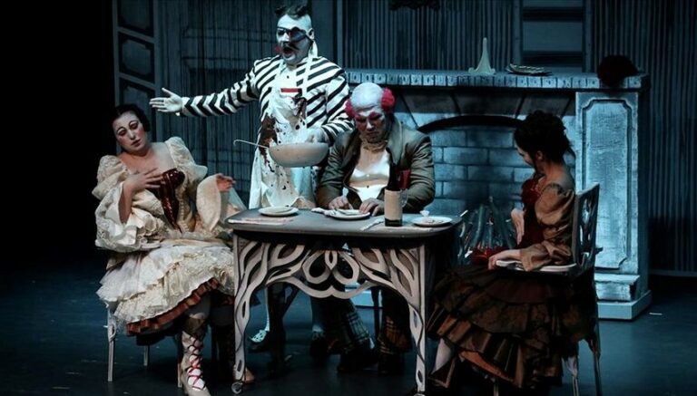 Doktor Mucize operası sahneye taşınıyor