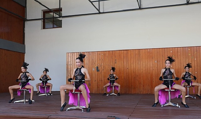 “Minik Kalpler” Seferihisar Çocuk Şenliği’nde buluştu