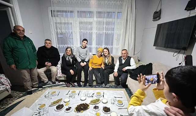 Başkan Mutlu iftar sofrasına konuk oldu