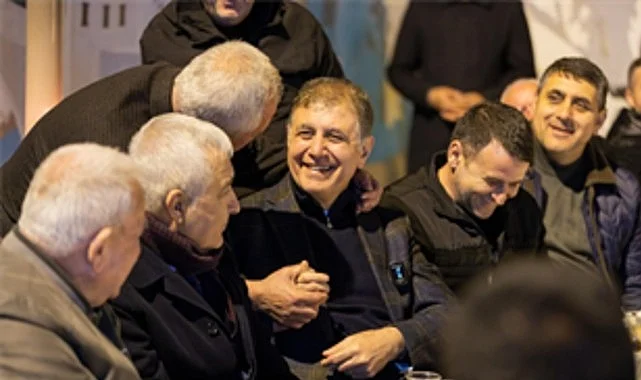 Başkan Tugay Kemalpaşalılarla sahur sofrasında buluştu