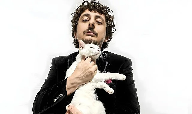 Egemen Erdoğan’dan Yeni Tekli: Aklımın Bir Yerinde