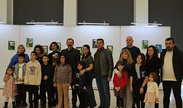 Maltepeli küçük ressamların sergisi açıldı