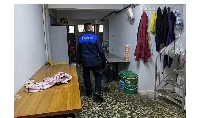 Merdiven altı imalathaneye mühür vuruldu