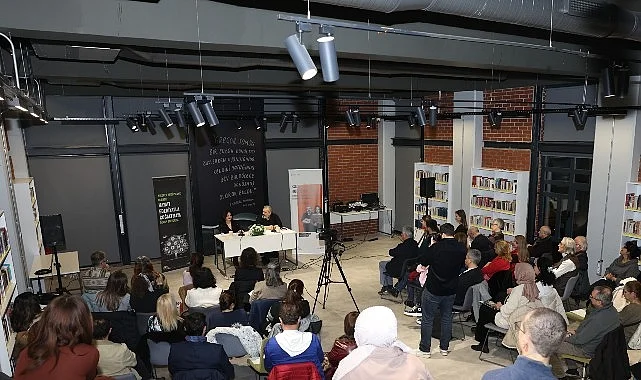 Seray Şahiner, son romanını doğduğu şehir Bursa’da anlattı