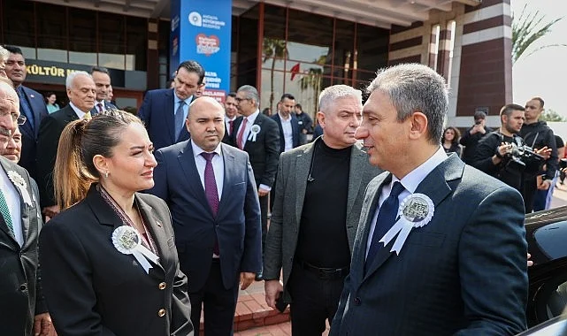 Atatürk’ün Antalya’ya gelişinin 96. yıldönümü törenle kutlandı