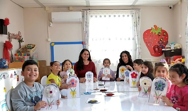 Didim’de Miniklerden Kadınlar Günü’ne Renkli Dokunuş