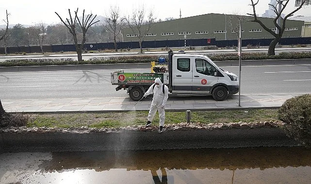 Keçiören’de Larva Mücadelesi ve Bordo Bulamacı Uygulamaları Aralıksız Devam Ediyor