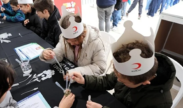 Atölyelerde renk, yaratıcılık ve eğlence bir arada