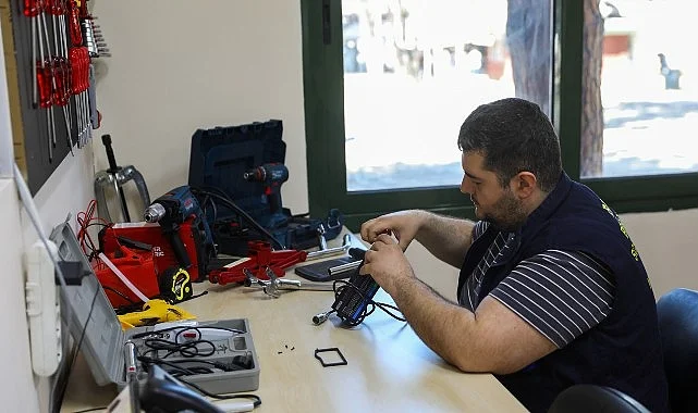 Buca’da engelsiz ulaşım hizmeti yenilendi