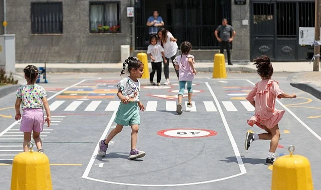Buca’nın oyun sokakları Türkiye’ye örnek oldu