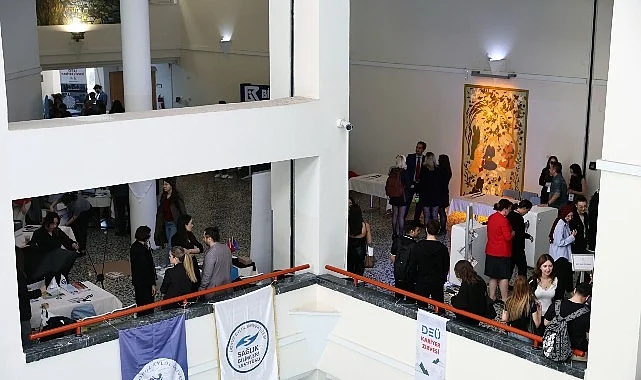 DEÜ Sağlık’26 Kariyer Zirvesi Başladı