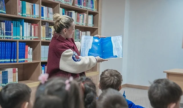 Minik Öğrenciler Kütüphane Atmosferini Yaşadı