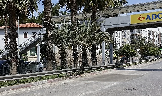 Muratpaşa’da kritik hatta vana yenileme çalışması tamamlandı