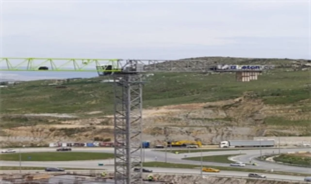 “Uzundere’de çalışmalar hızla sürüyor”