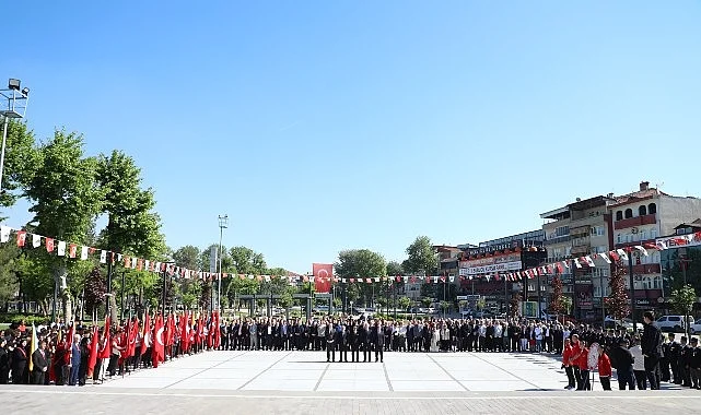 19 Mayıs İnegöl’de Coşkuyla Kutlandı
